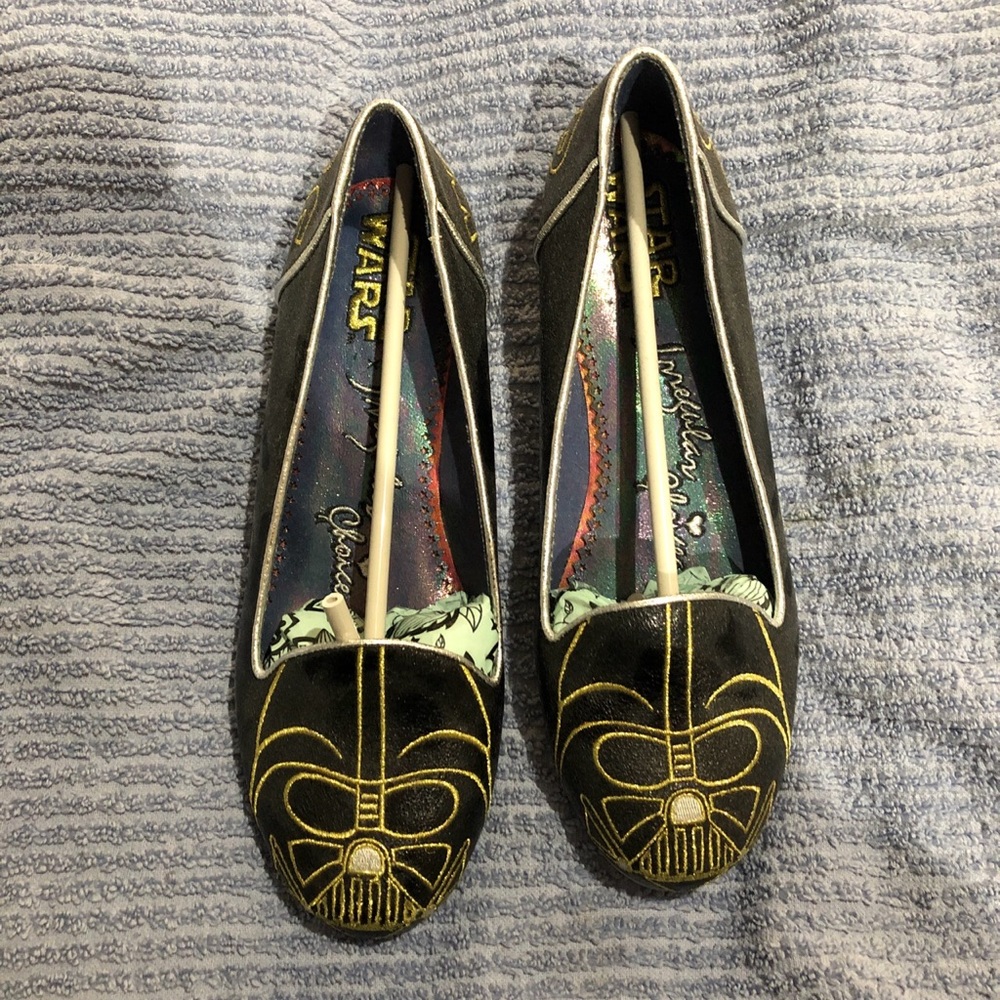 BRAND NEW IRREGULAR CHOICE STAR WARS FLATS